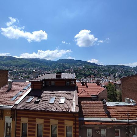 Deluxe Apartment Lejla - Free Garage Parking Saraybosna Dış mekan fotoğraf