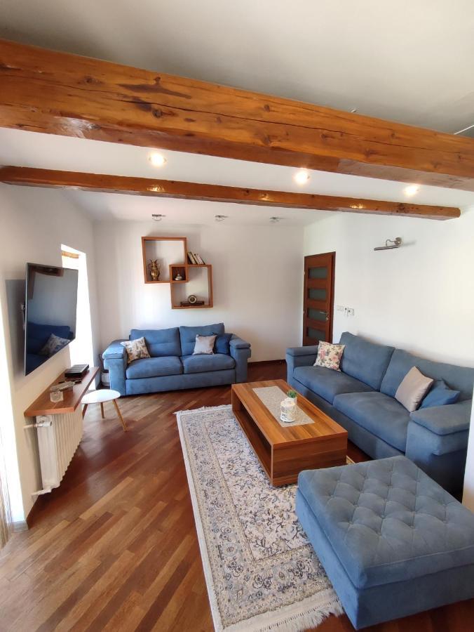 Deluxe Apartment Lejla - Free Garage Parking Saraybosna Dış mekan fotoğraf