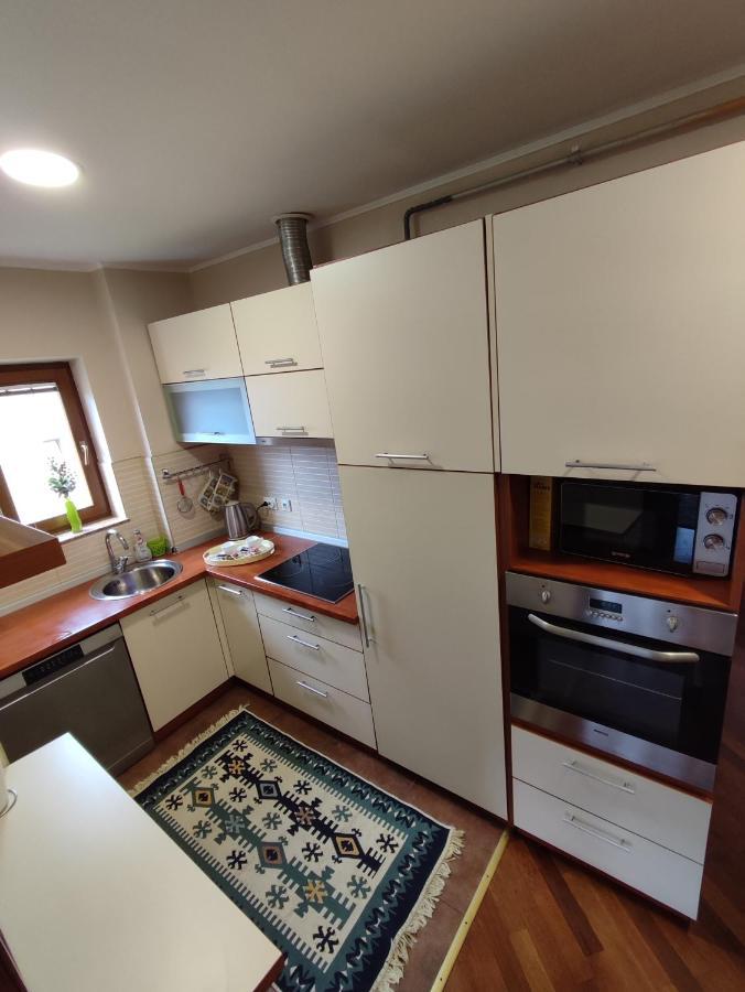 Deluxe Apartment Lejla - Free Garage Parking Saraybosna Dış mekan fotoğraf