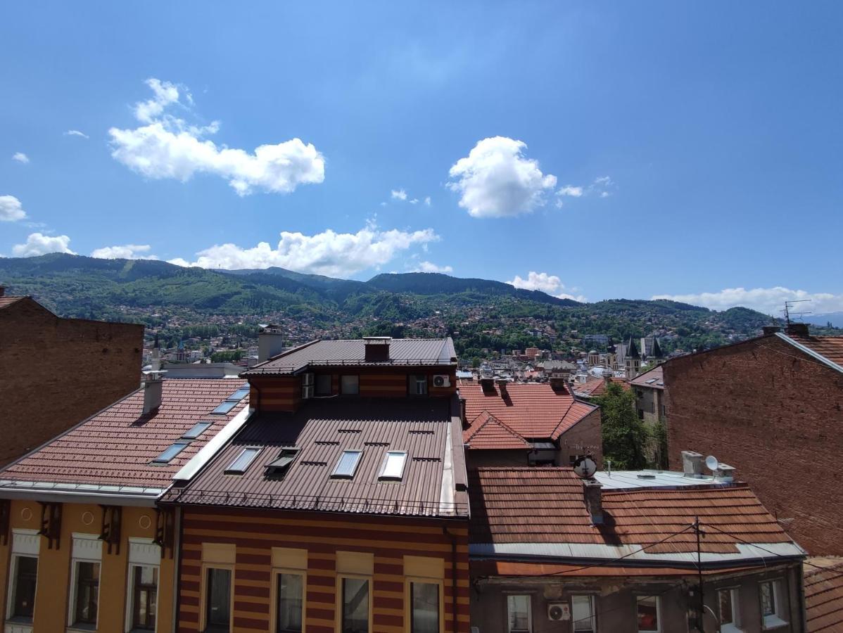 Deluxe Apartment Lejla - Free Garage Parking Saraybosna Dış mekan fotoğraf